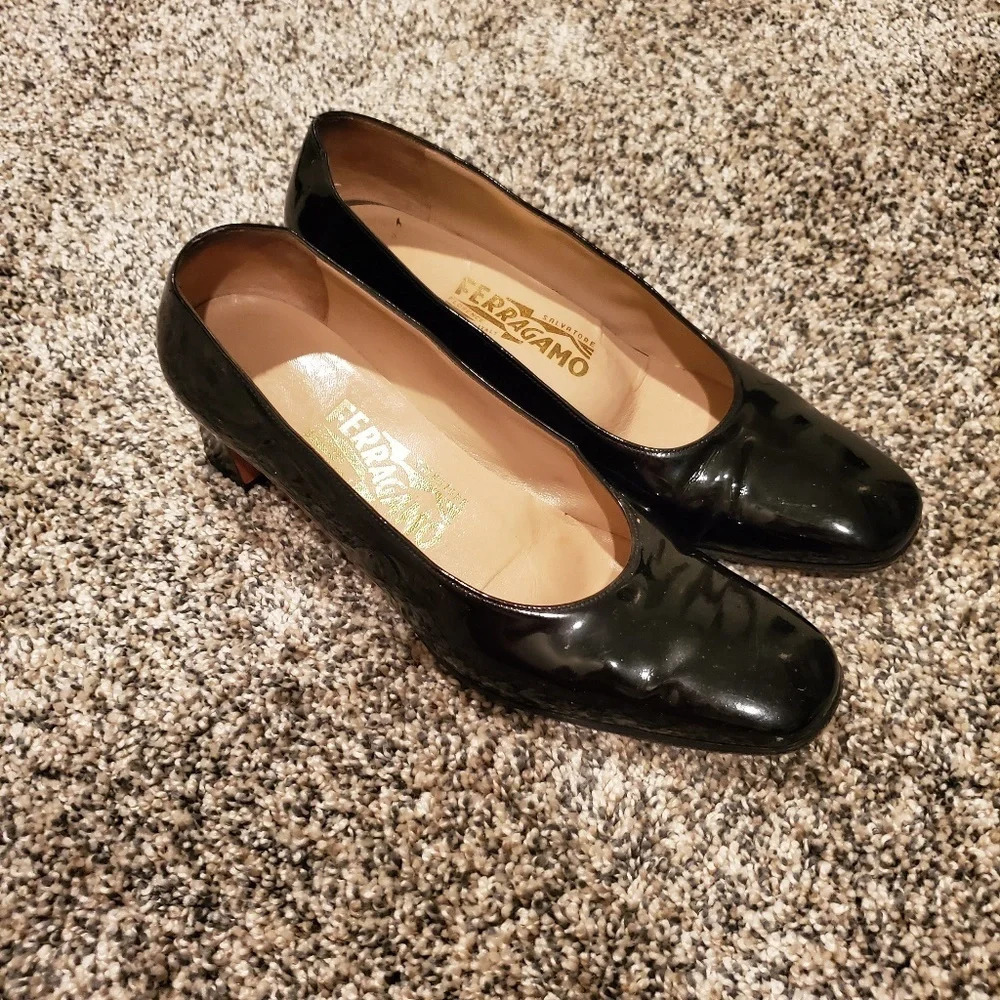 Salvatore Ferragamo Black Patent Leather Heels 7B